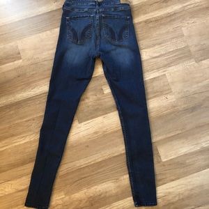 Hollister high rise super skinny jeans size 7 long